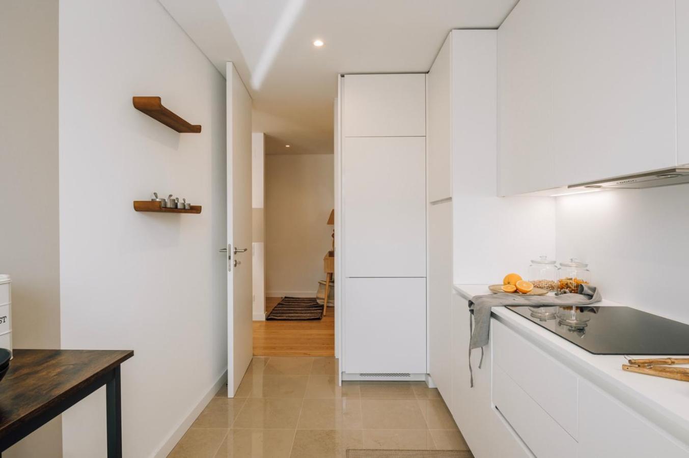 Giuseppe - 1 Bedroom And Parking In Alvalade Apartamento *